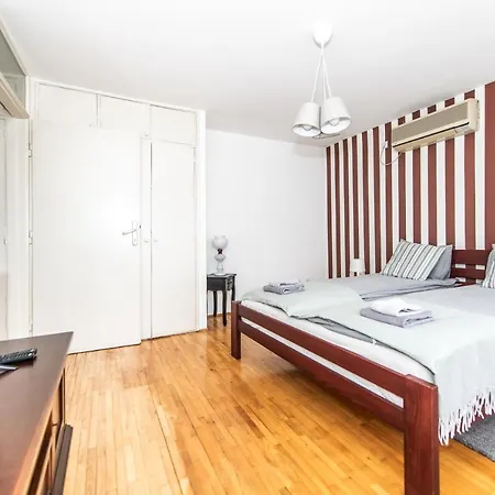 Appartamento 7 Heaven Belgrado Esterno foto